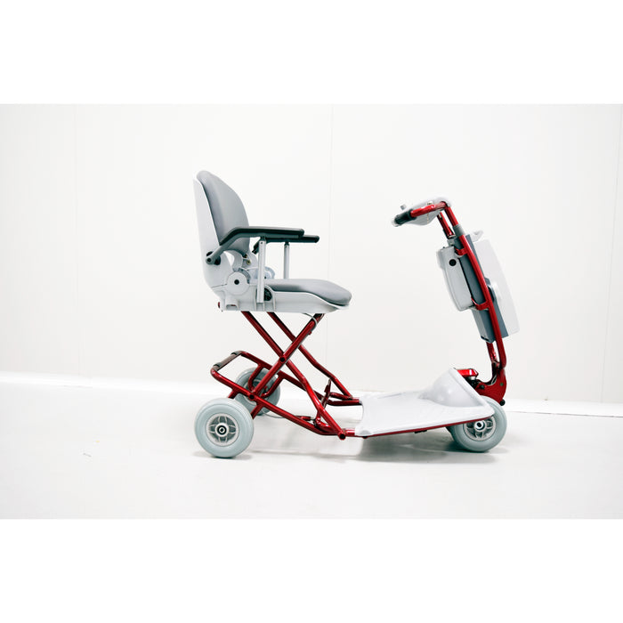 Tzora ESUS1041 Red Extremely Light Scooter – Feather